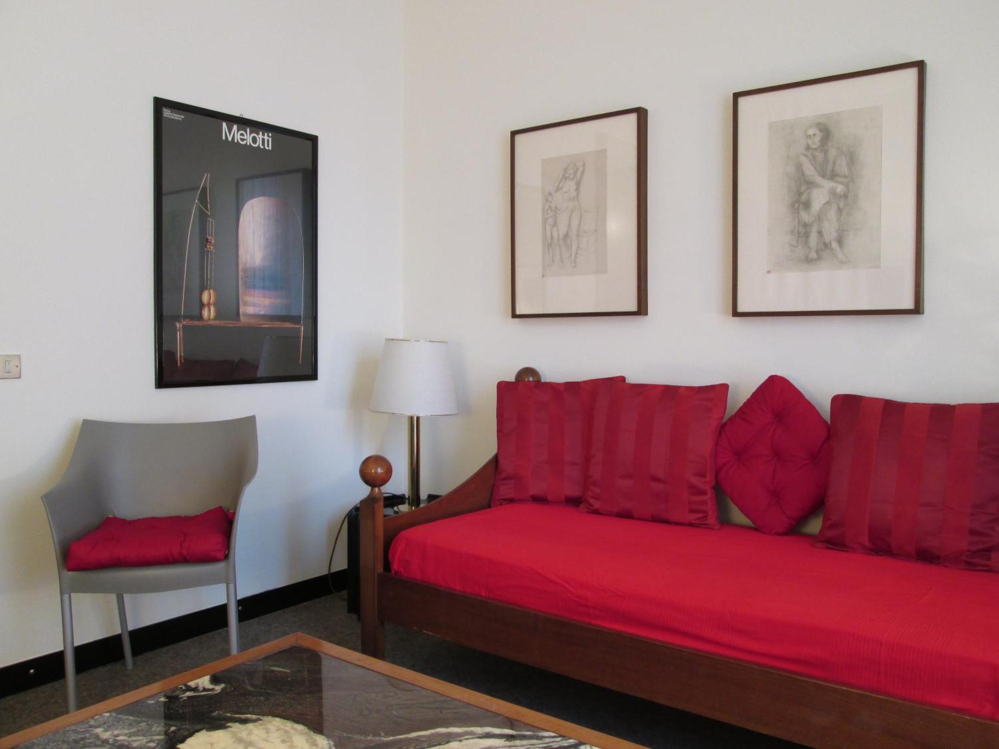 Apartahotel Domus 3*